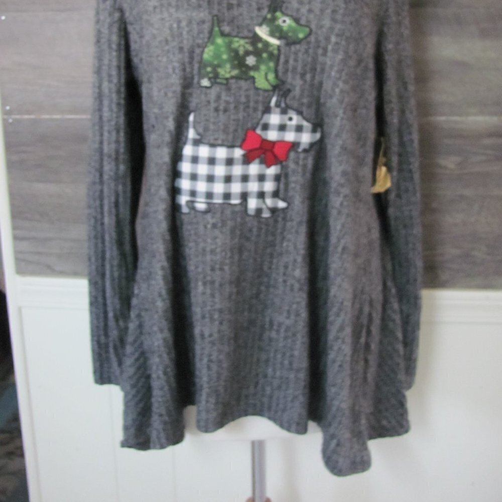 ONE WORLD LIVE & LET LIVE  LADIES CHRISTMAS SWING SHIRT - Picture 8 of 10